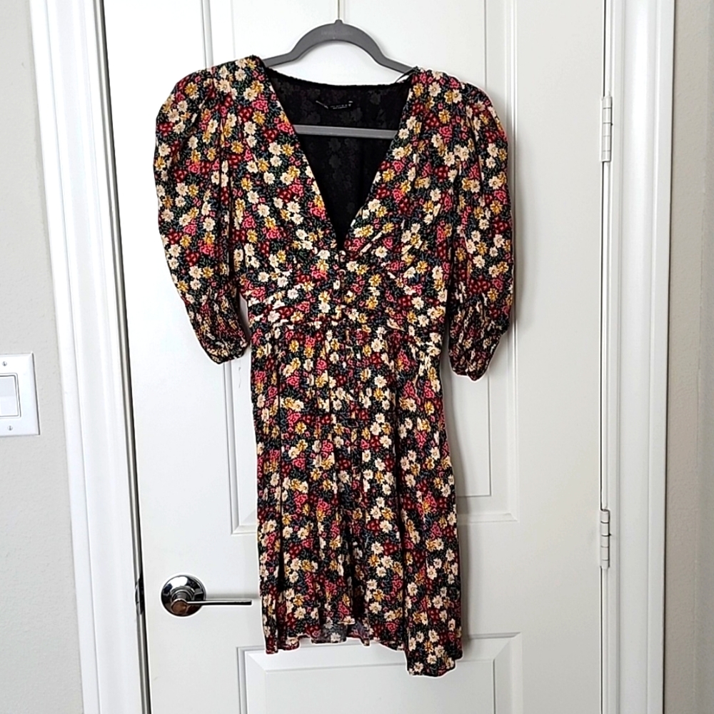 Zara Floral Dress, Size Small